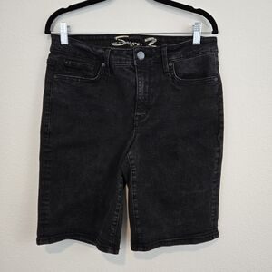 Seven7 Black Sunset Bermuda Short